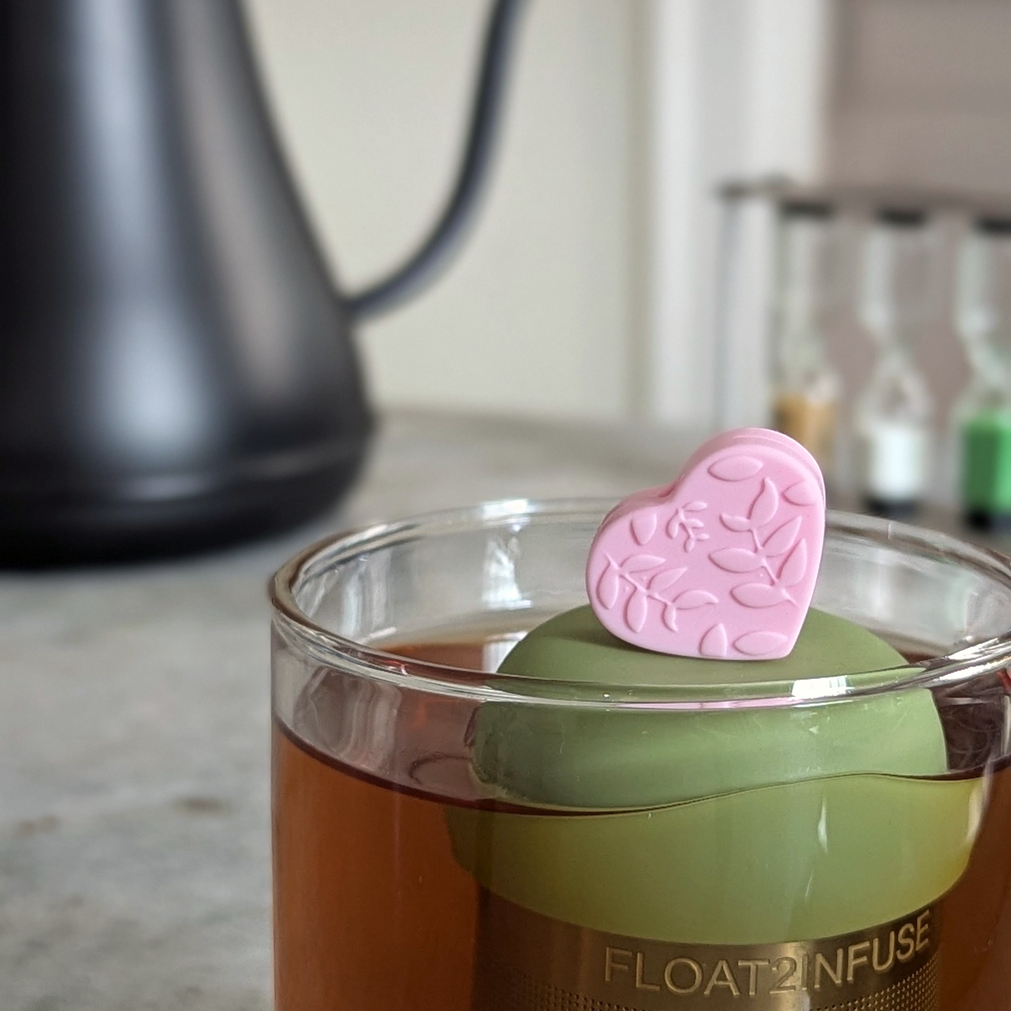 Light Pink Floral Heart Floating Tea Steeper