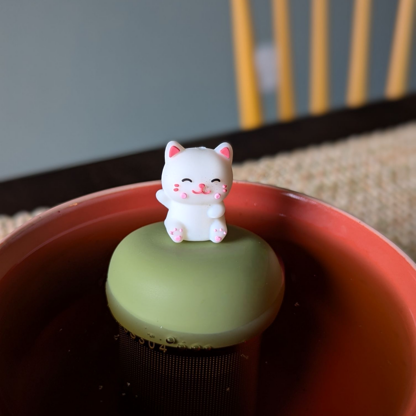 White Cat Floating Tea Steeper