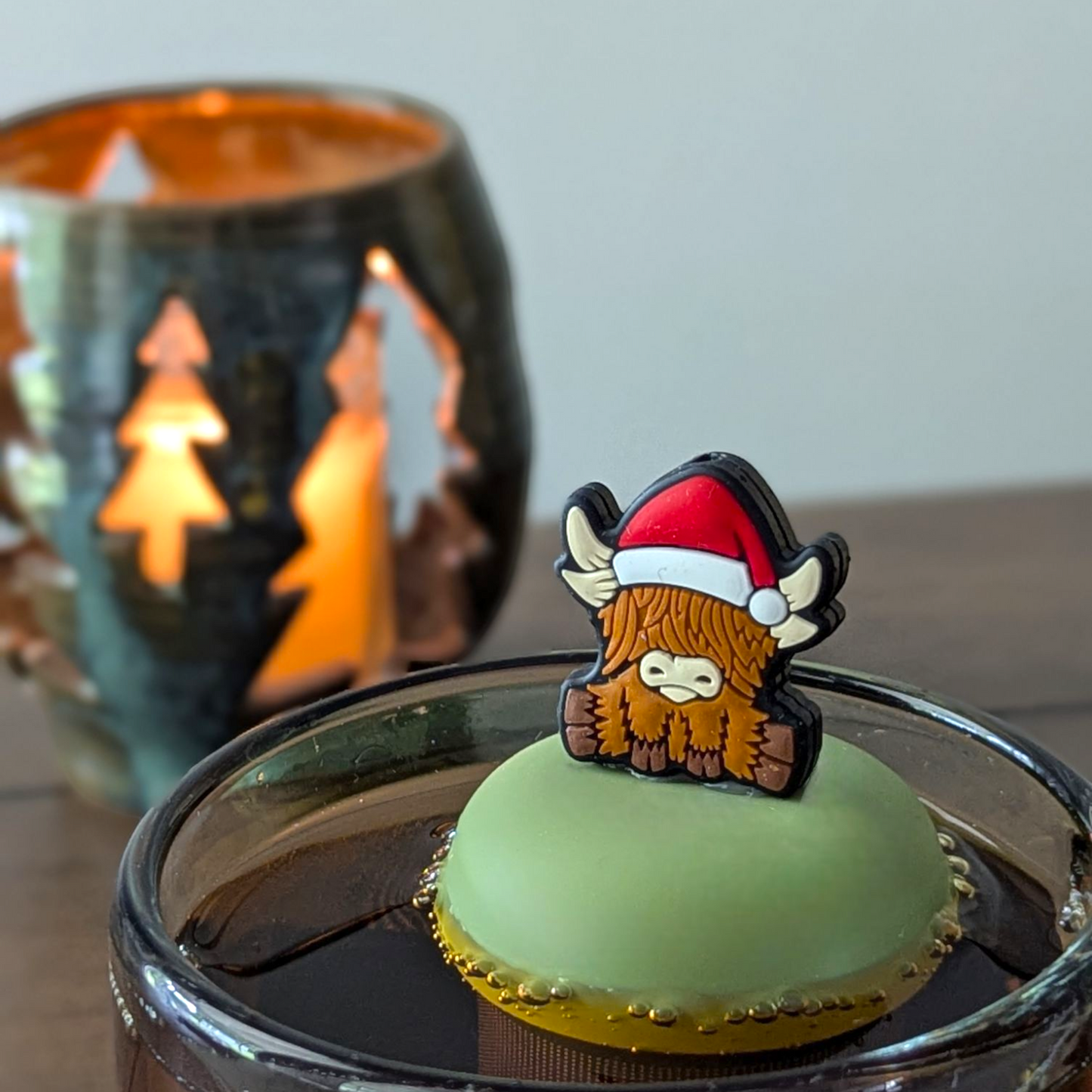 Brown Christmas Highland Cow Floating Tea Steeper