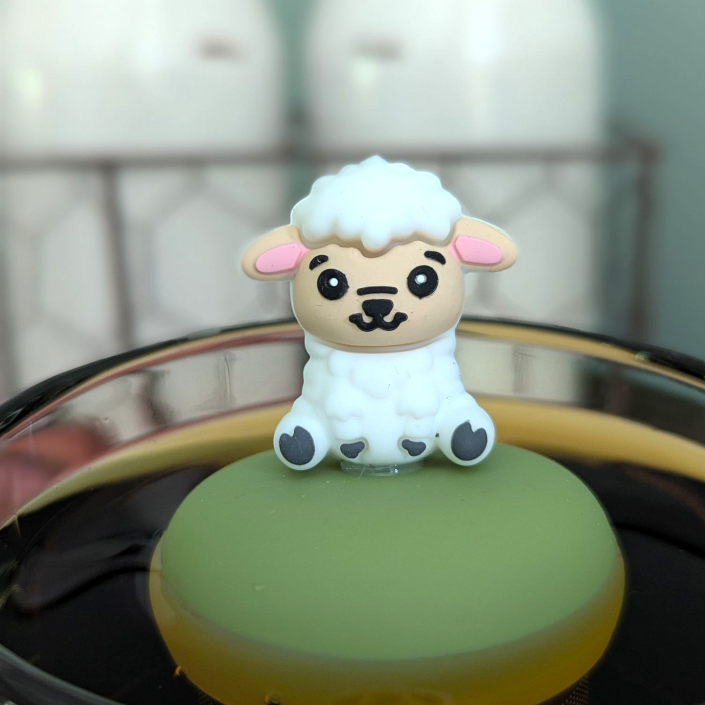 Fluffy White Sheep Floating Tea Steeper