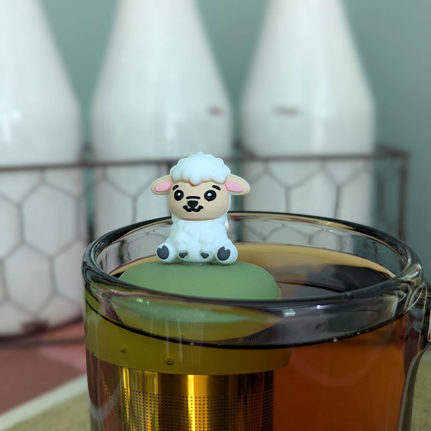 Fluffy White Sheep Floating Tea Steeper