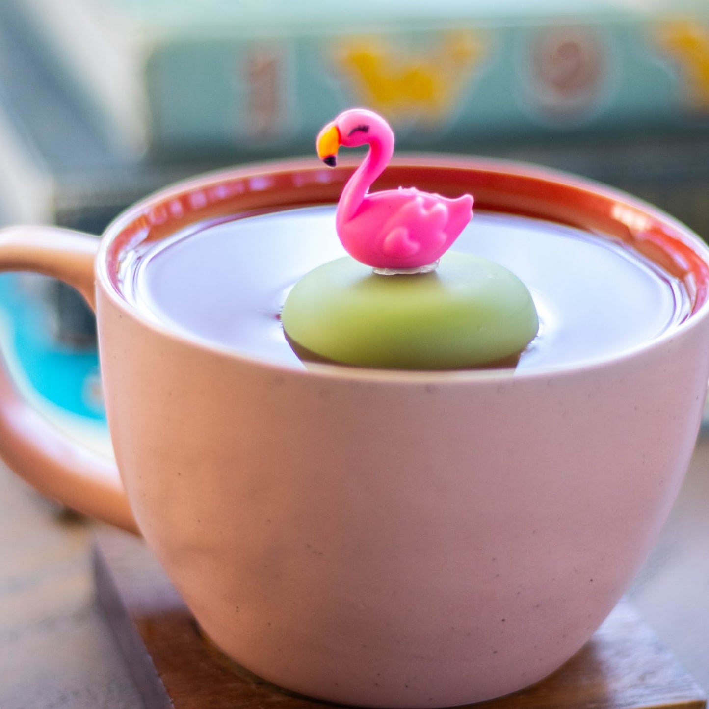 Pink Flamingo Floating Tea Steeper™