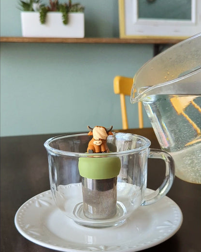 Highland Cow Floating Tea Steeper