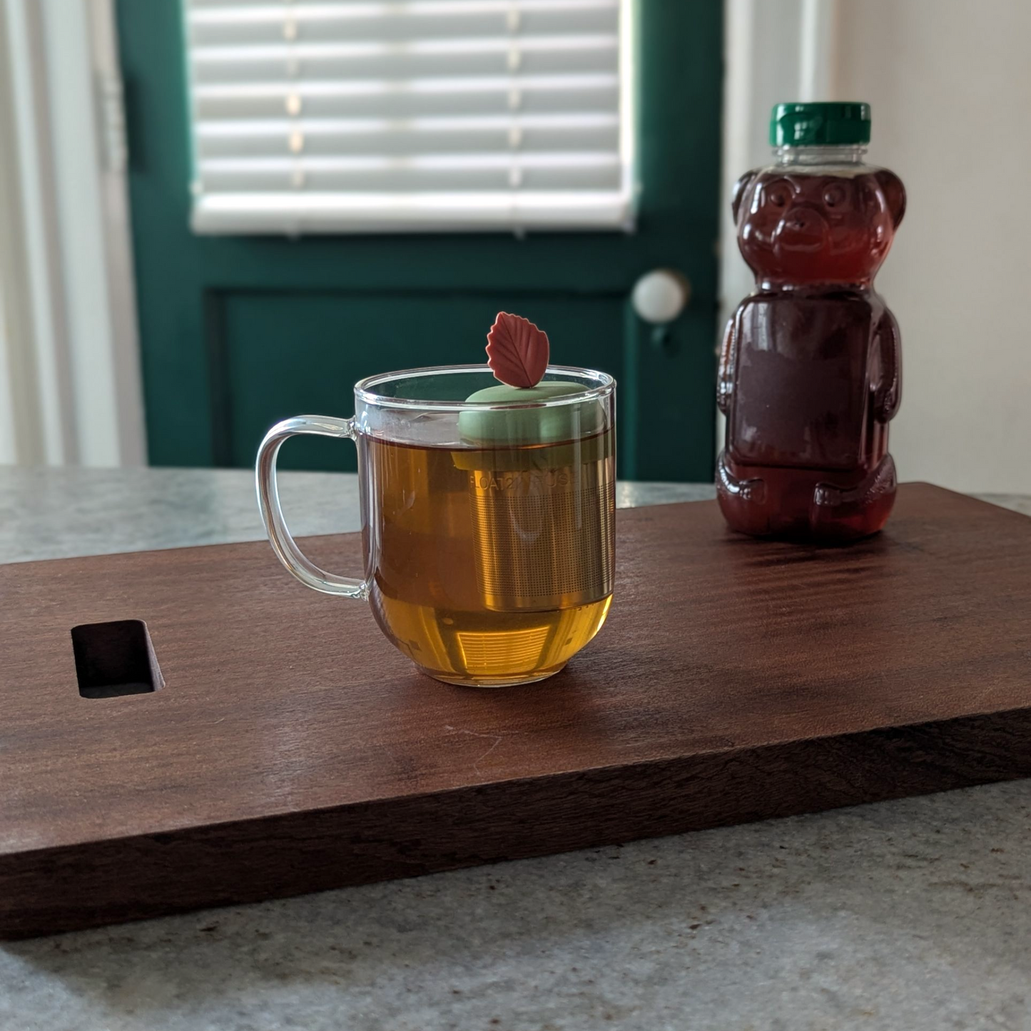 Red Fall Leaf Floating Tea Steeper I Green Base