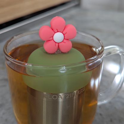 Coral Pink Daisy Floating Tea Steepe