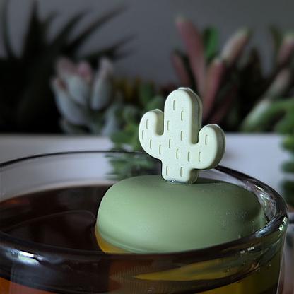 Earth Green Saguaro Cactus Floating Tea Steeper I Green Base